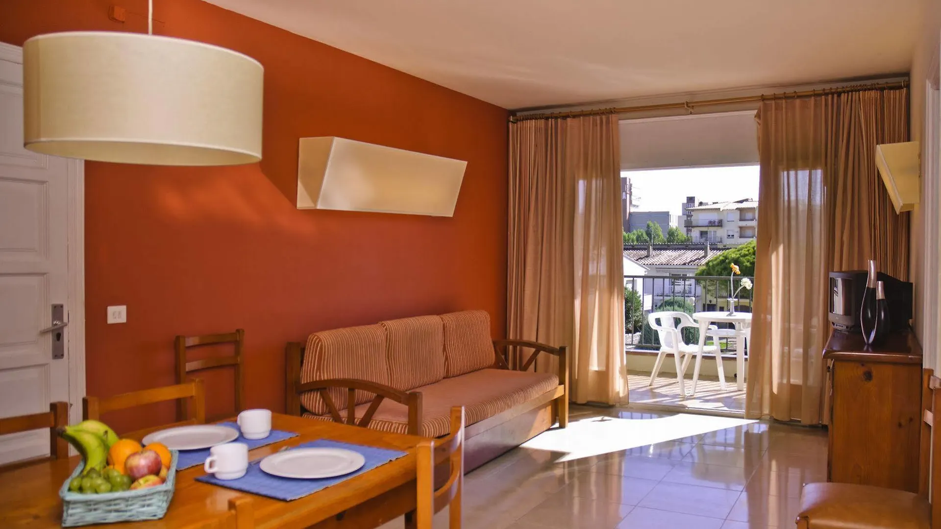 Tropik Apartamento L'Estartit 0*,